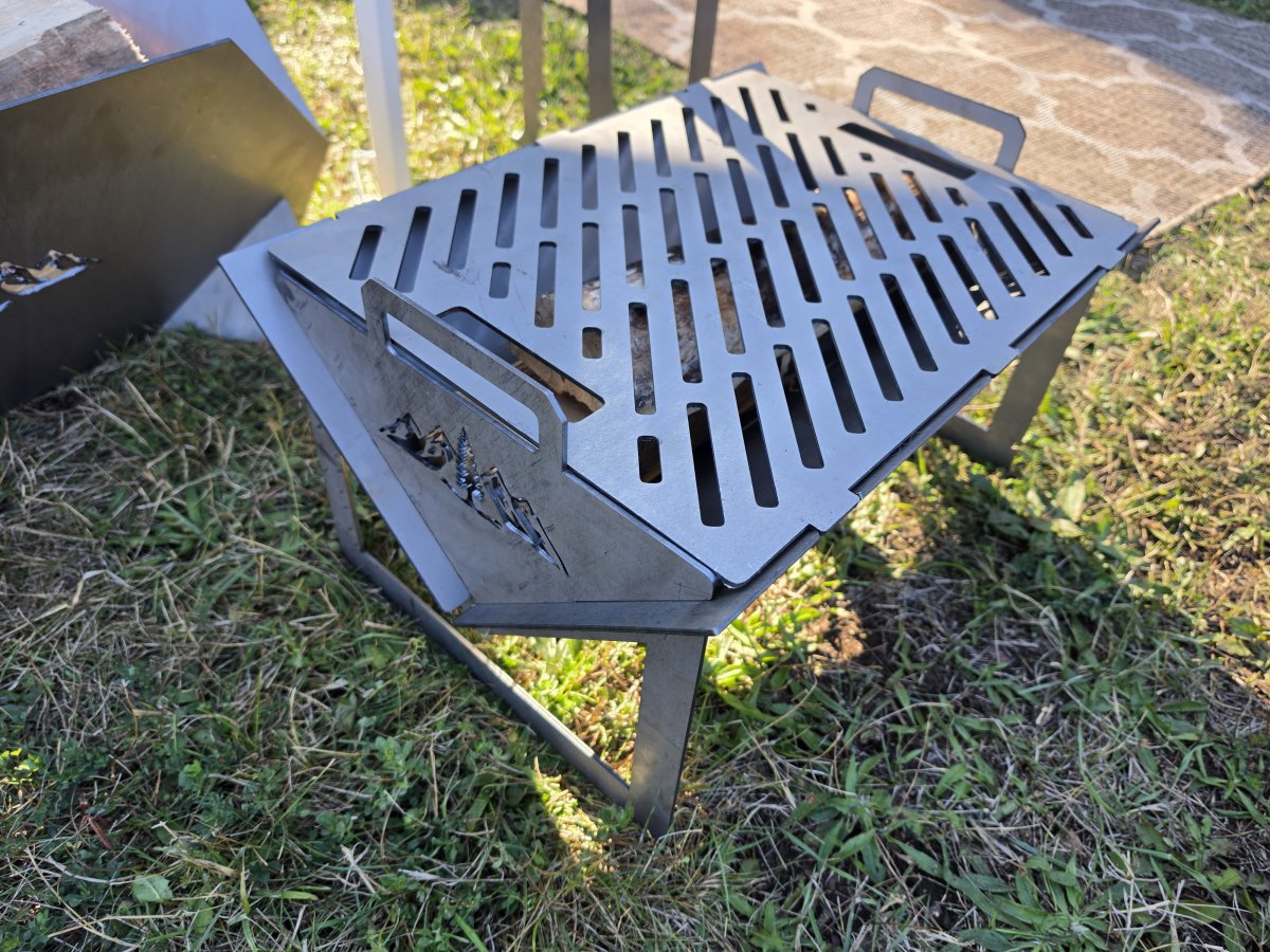 Collapsible V Grille, image 2